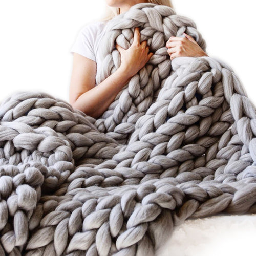 chunky yarn blanket