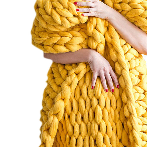 chunky yarn blanket