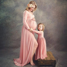 Load image into Gallery viewer, Mommy and me outfits, pregnant mother and daughter dresses